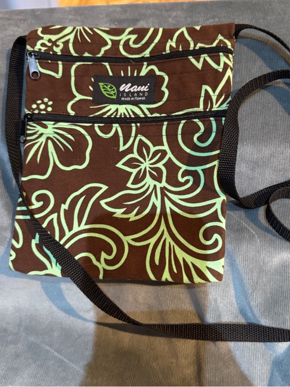 Nani Island Hawaiian-print fabric light weight crossbody bag